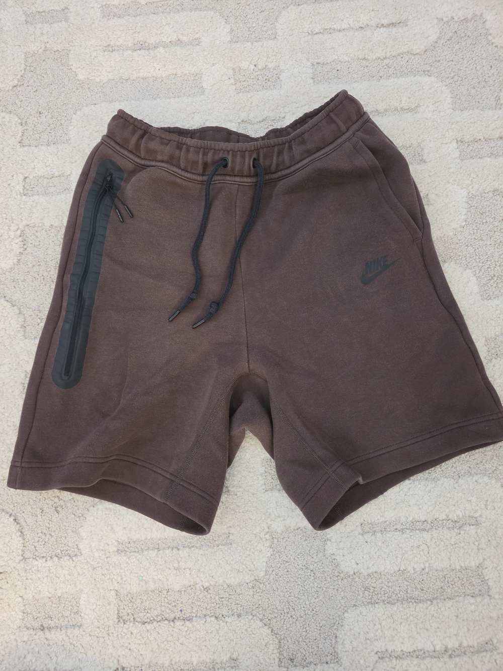 Nike Brown Athletic Fleece Drawstring Shorts. Mens Size Small